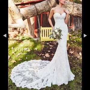 Wedding Gown. Never worn. Never sized.